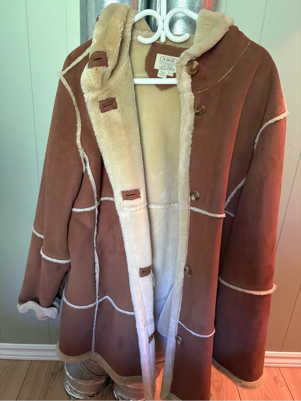 Vintage Novelti x Laura Brown Faux Shearling Coat | Y2K | XL